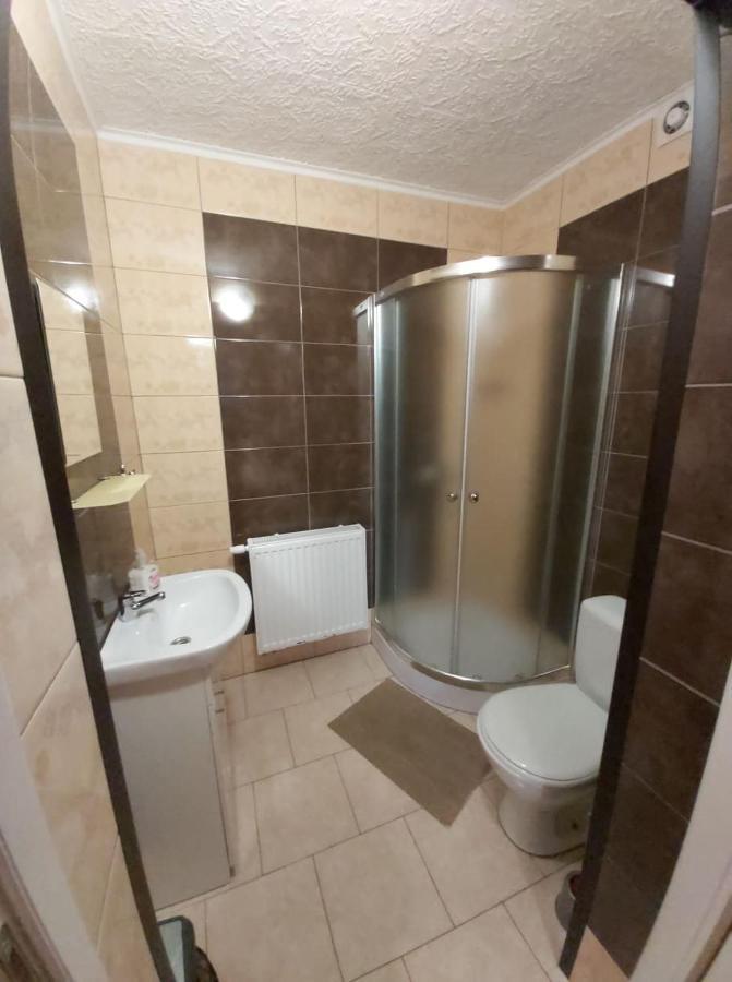 Ferienwohnung Dom Pod Winogronem Szczawnica Exterior foto