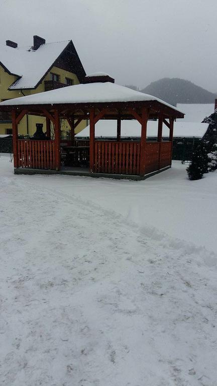 Ferienwohnung Dom Pod Winogronem Szczawnica Exterior foto