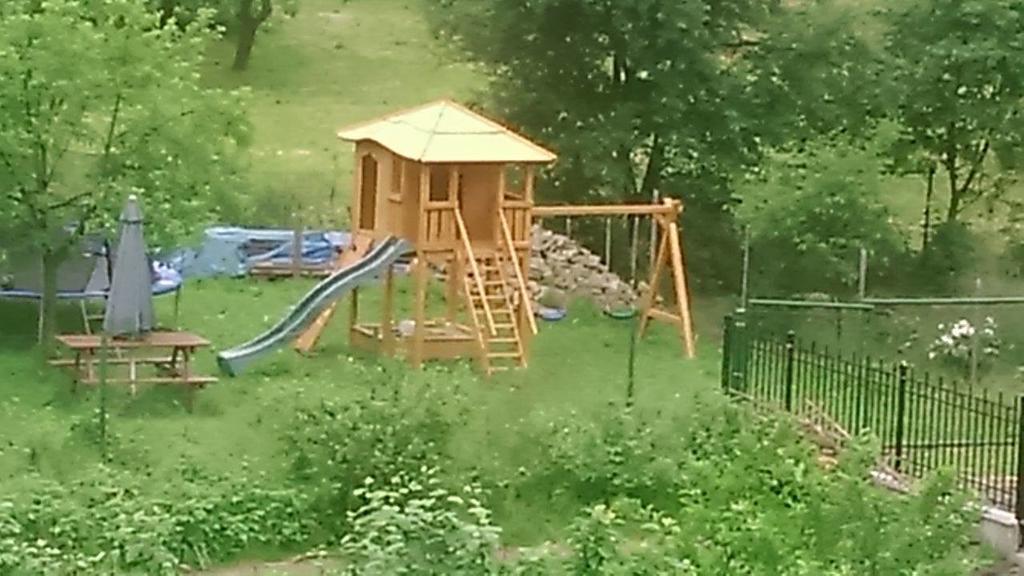 Ferienwohnung Dom Pod Winogronem Szczawnica Exterior foto
